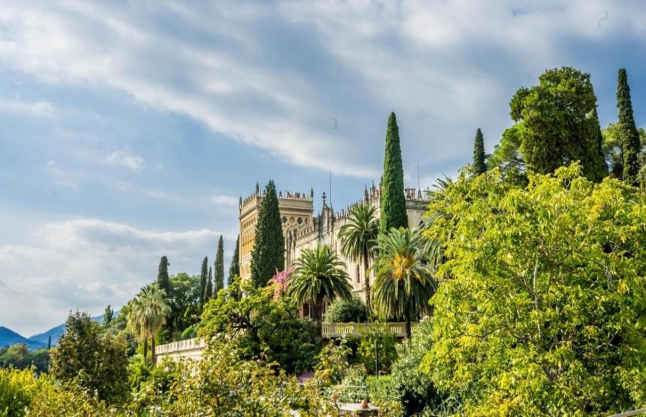 Perseo Apartment - 200M Dal Lago Di Garda Sirmione Eksteriør billede