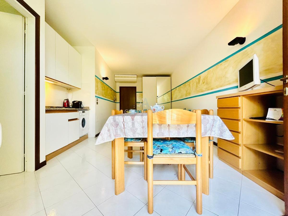 Perseo Apartment - 200M Dal Lago Di Garda Sirmione Eksteriør billede
