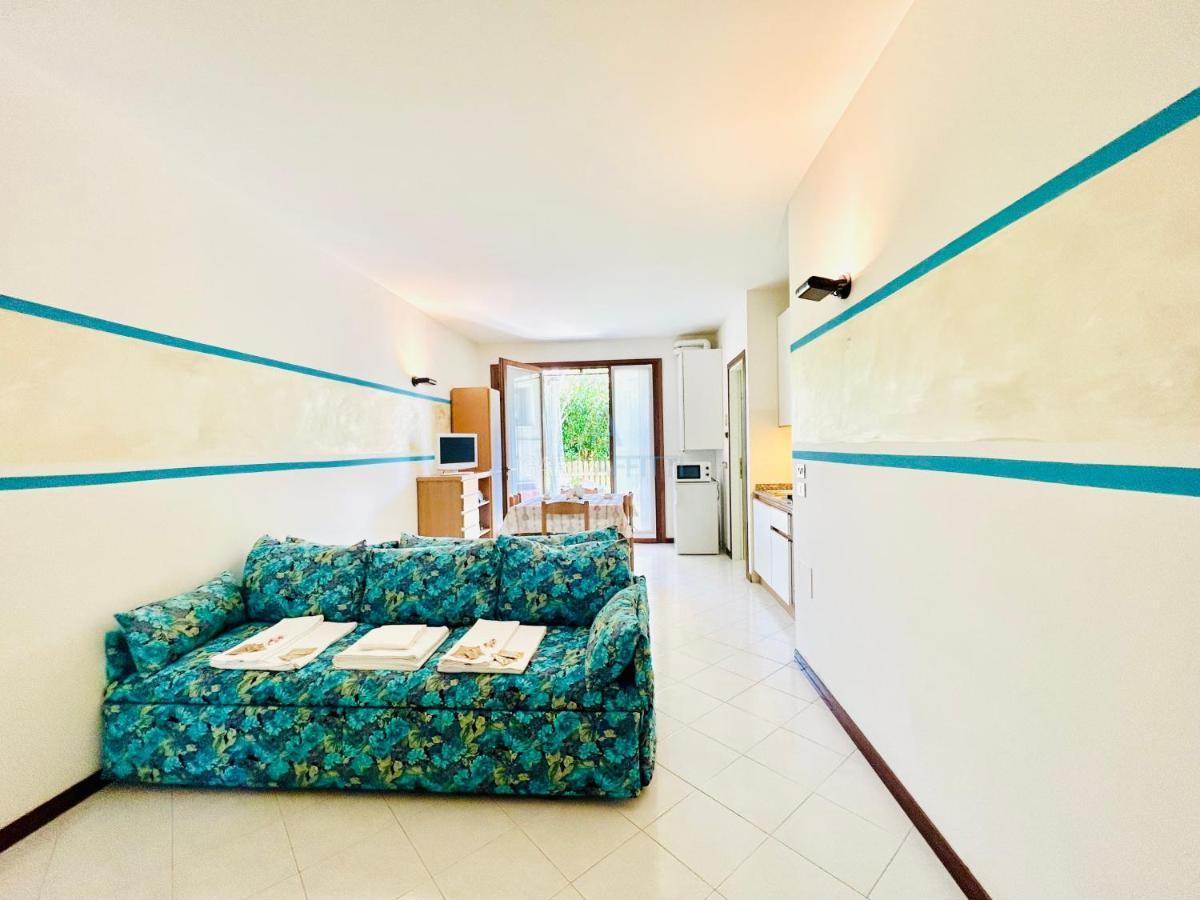 Perseo Apartment - 200M Dal Lago Di Garda Sirmione Eksteriør billede